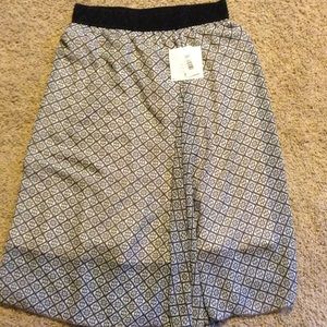 LuLaRoe Lola skirt