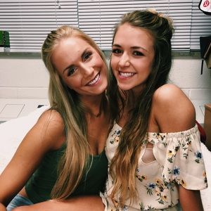 Meet your Posher, Emilee