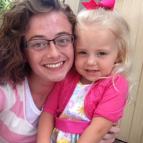 Meet your Posher, Lauren