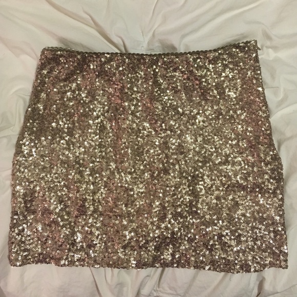 Sequin gold mini skirt