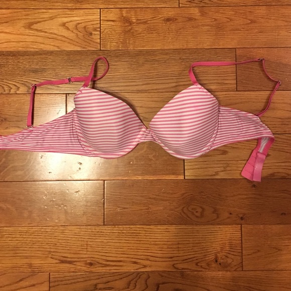 VS PINK T-Shirt Bra 💕