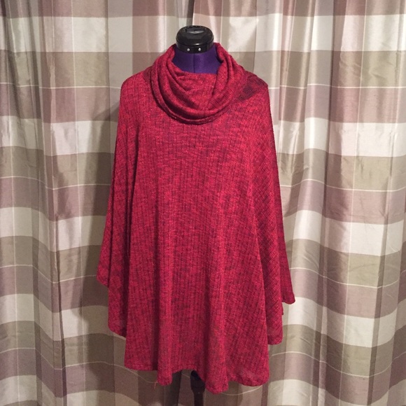 Burgundy cowl neck poncho Sz M NWT