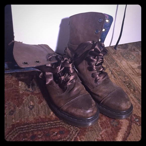 Brown Amilita Dr. Martens