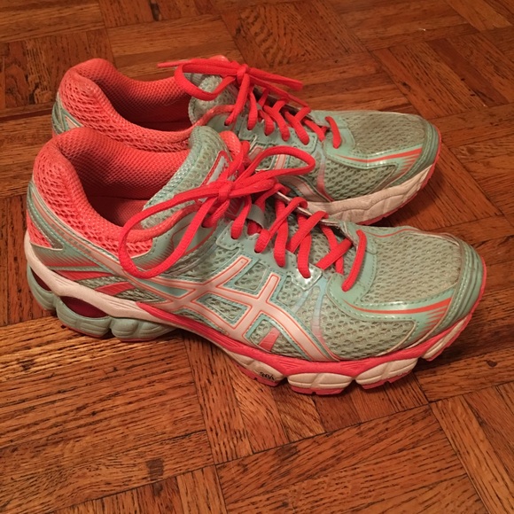Asics tennis shoes Aqua and pink