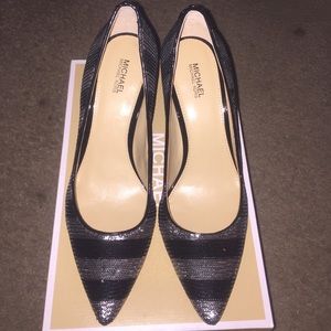 Brand New Michael Kors Sequin Mid Flex Pumps