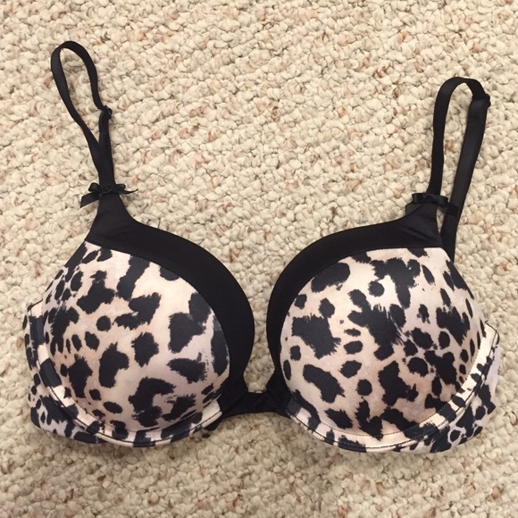 Victoria secret 32C bra