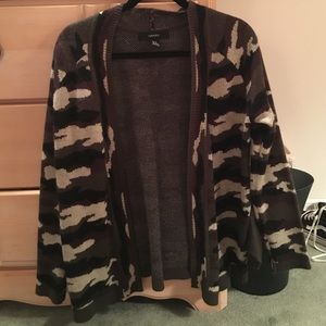 Forever 21 camo cardigan