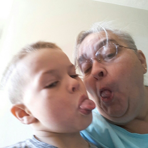 Meet your Posher, Debbie