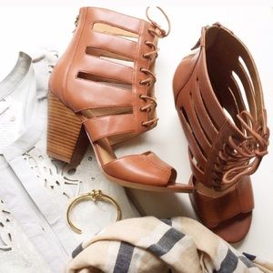 Nine West Cognac Lace Front Block Heel Sandal 7.5