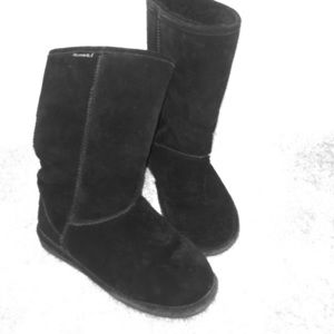 Black bear paw boots