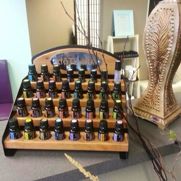 Meet your Posher, Lisa - Picture 2 of 4