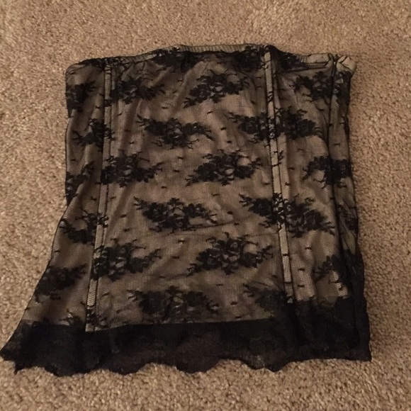 The Limited Strapless Top