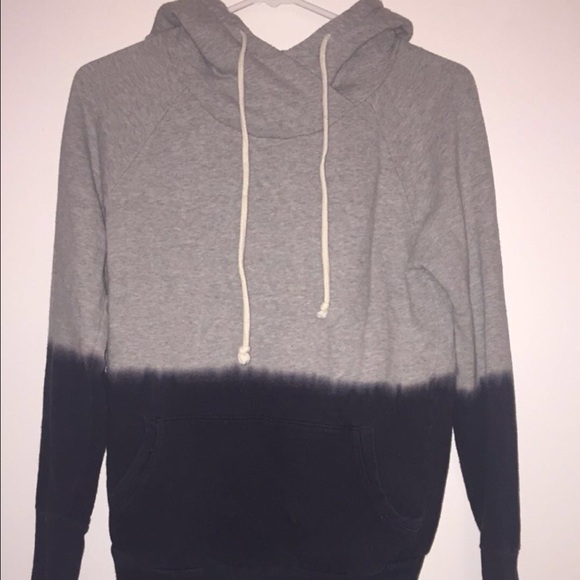 Blue and gray ombré sweatshirt from forever 21