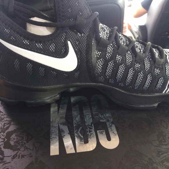Kd 9 size(9 us) (8uk)