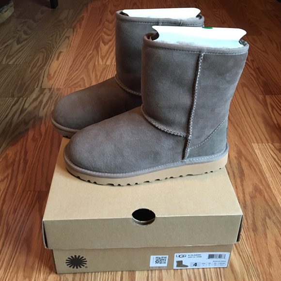 Authentic Ugg Gray Classic short!!