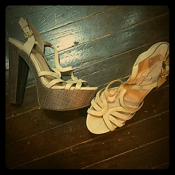 Jessica Simpson -tan leather platform sandals