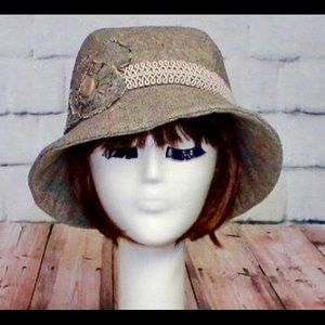 Vintage wool Cloche Hat