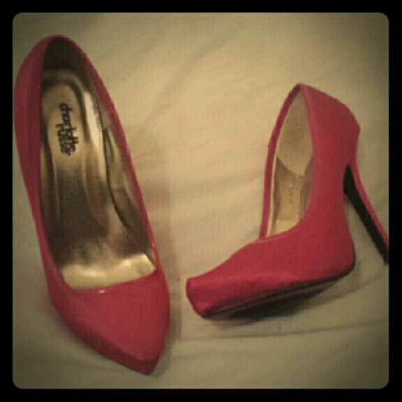 Pink heels