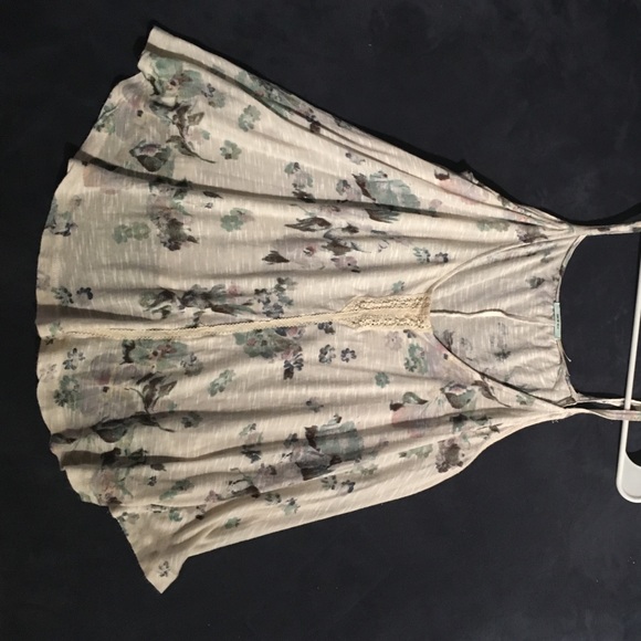 Floral bohemian top
