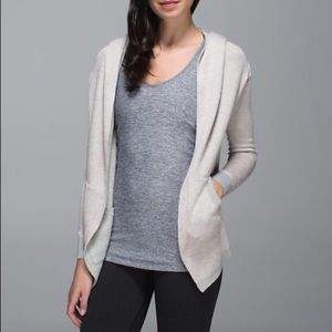 Lululemon cabin yogi wrap