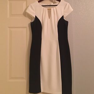 Beautiful and slimming LOndon Times dress