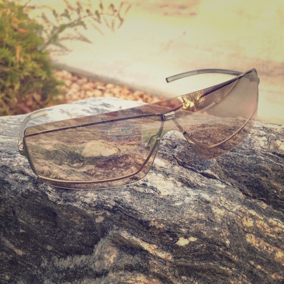 Gucci sunglasses 💯 % authentic