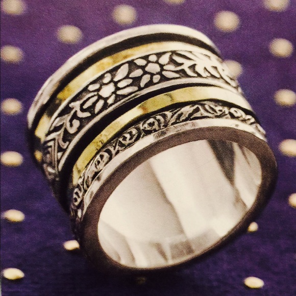 Silpada Ring - Picture 1 of 3