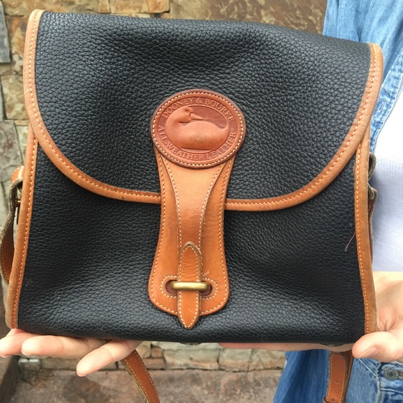 Vintage Dooney & Bourke Crossbody Bag