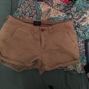 American eagle tan shortie shorts