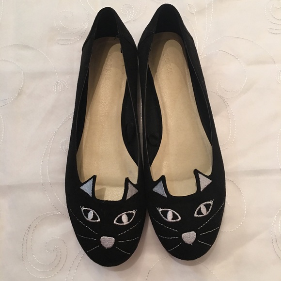 HP🎆🎆🎆 NWOT Torrid Cat Flats