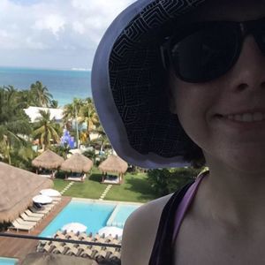 Meet your Posher, Annalise