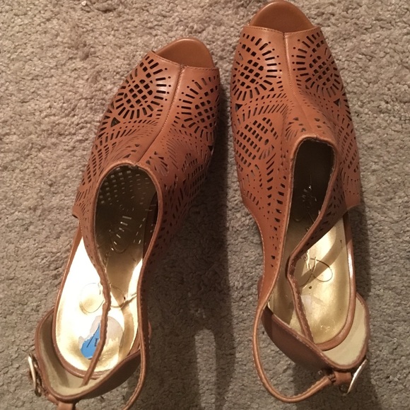 Jessica Simpson Brown Heels BRAND NEW