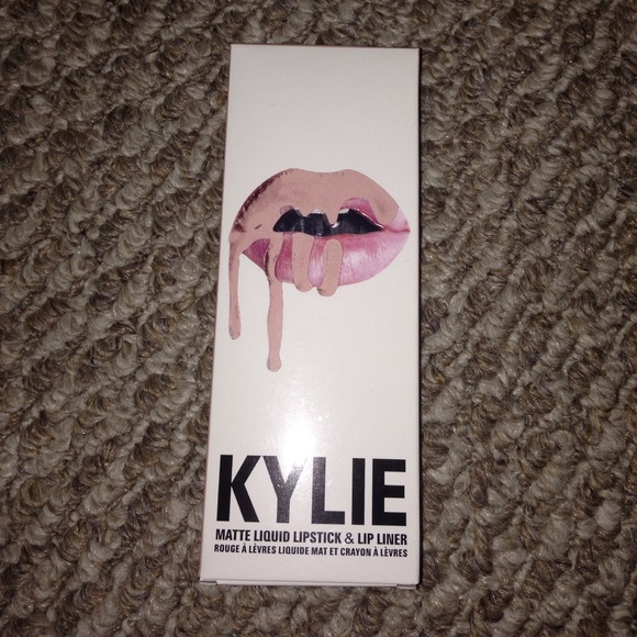 Koko K Lip Kit
