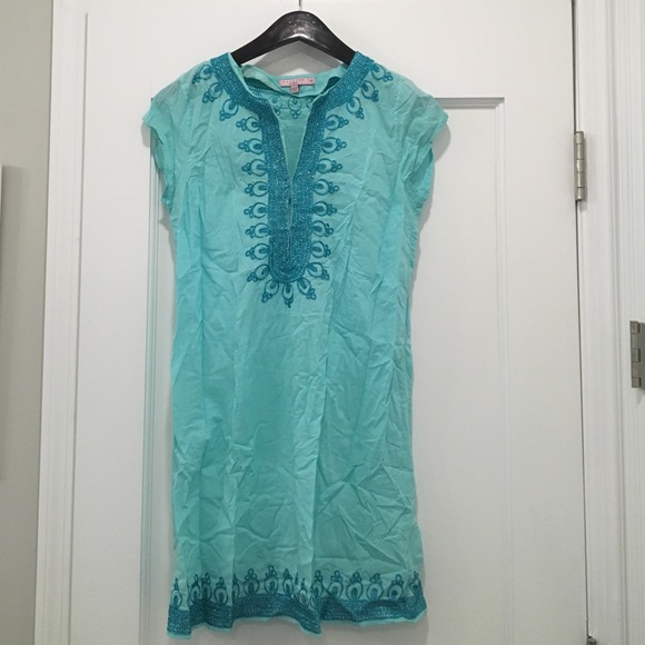 Blue / aqua tunic dress.