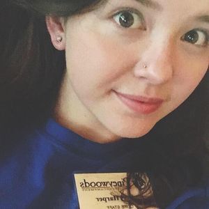 Meet your Posher, Lori