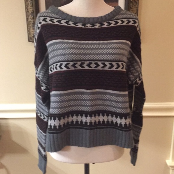 REDUCEDNWT BB Dakota Grey/Burgandy cropped sweater - Picture 4 of 7