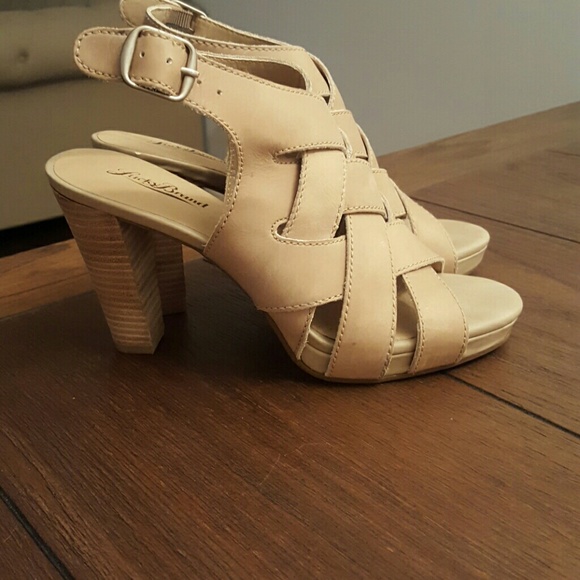 Lucky brand sandals