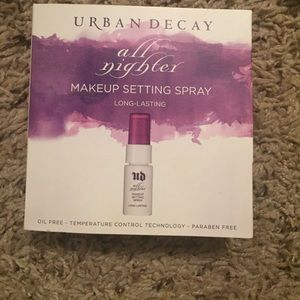 Urban decay setting spray