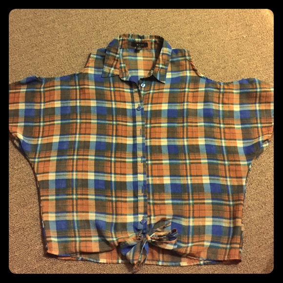 Plaid shoulder-out top