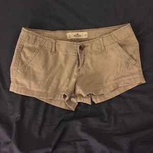 Hollister khaki shorts