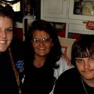 Meet your Posher, Zella