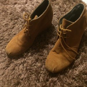 TOMS brown suede wedges