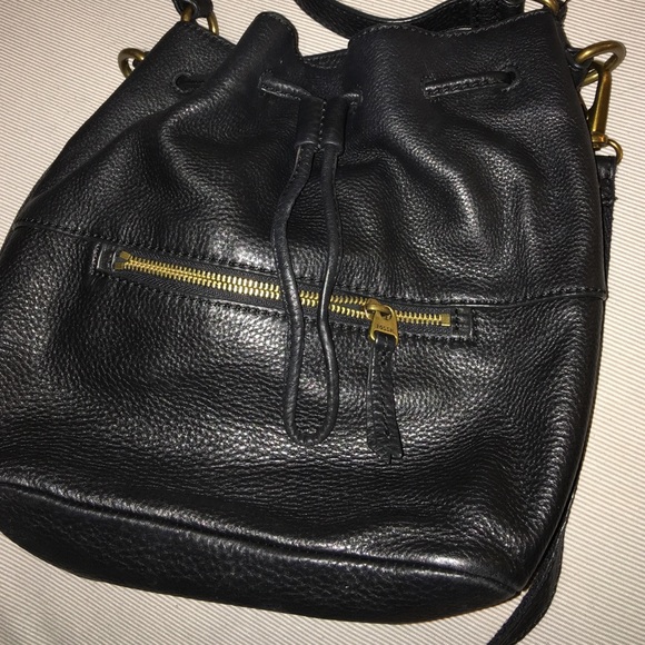Authentic Fossil Bucket Bag - Picture 2 of 3