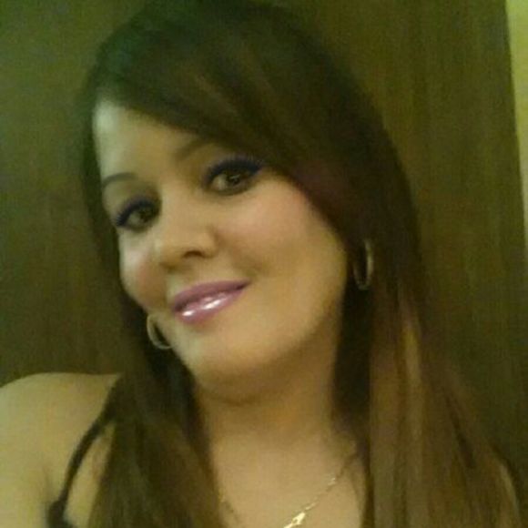 Meet your Posher, Lillian - Picture 1 of 1