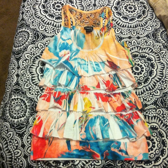 Rue 21 dressy tank top