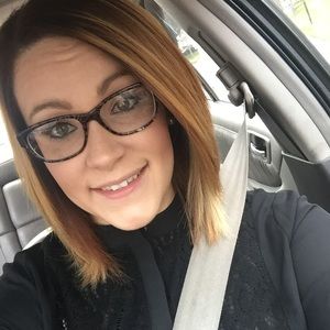 Meet your Posher, Daphne