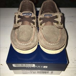 Toddler boys Sperry shoes