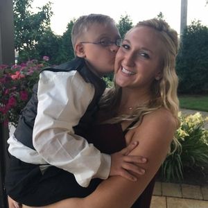 Meet your Posher, Allison