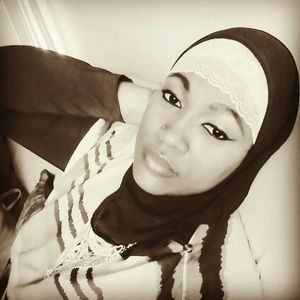 Meet your Posher, Karisha