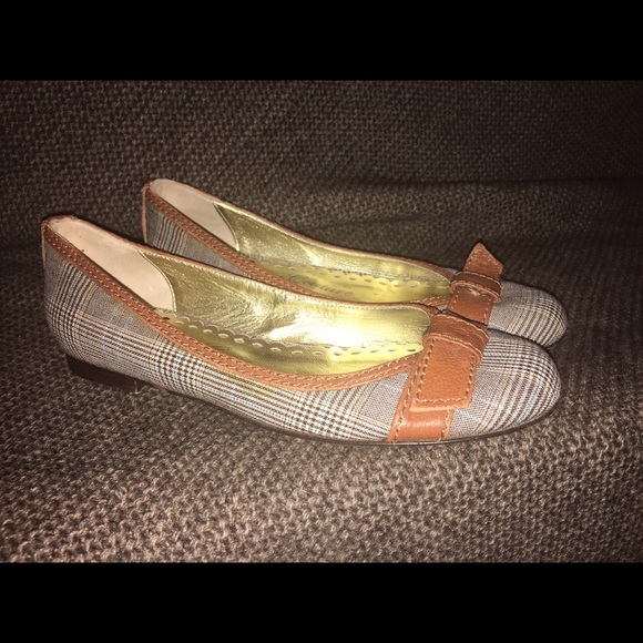 Juicy Couture flats